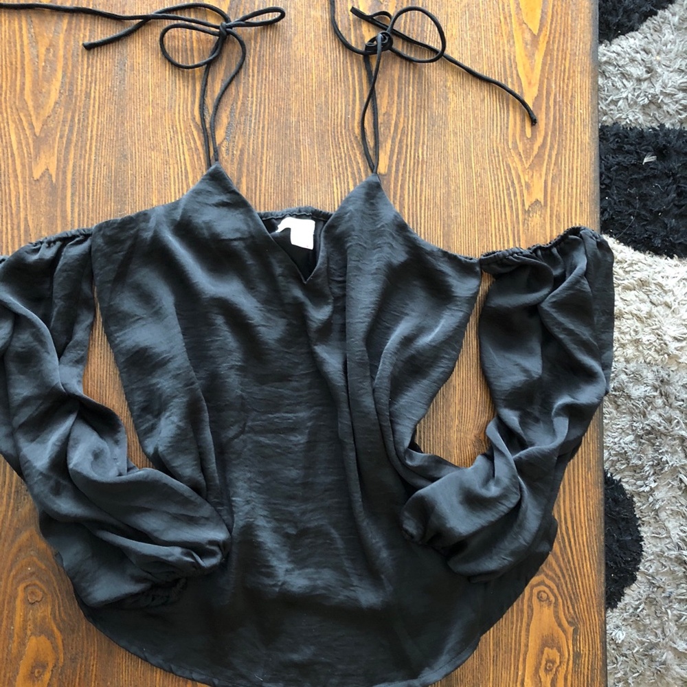 Black silk cold shoulder top !